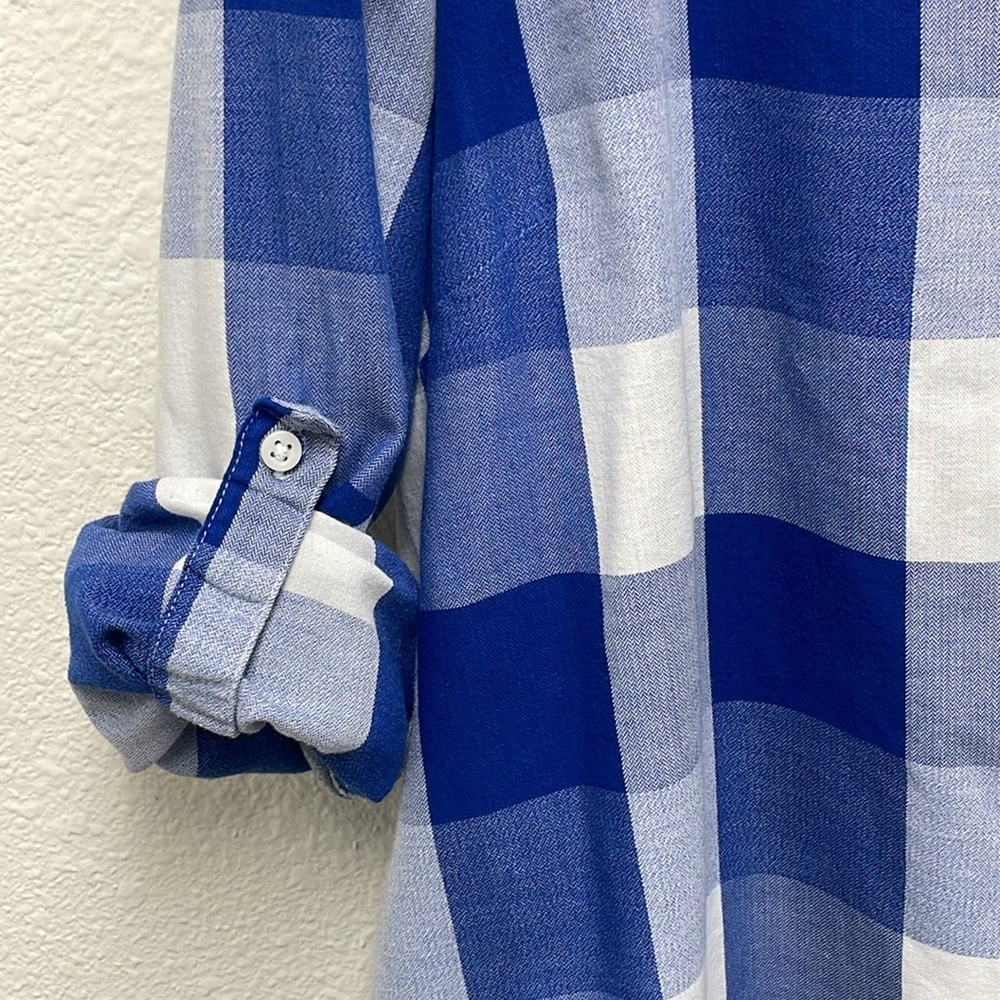Riders by Lee Women’s 1X Blue and White Plaid Casual Button Up Shirt - Picture 4 of 7